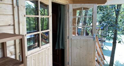 Holiday House Sullalbero Rural eco in Alba