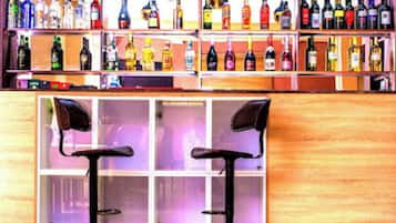 Room, 1 Bedroom, Accessible, Smoking | Interior
