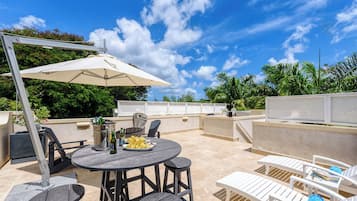 Condo, 2 Bedrooms, Balcony, Garden View | Terrace/patio