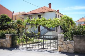 Apartment, 3 Bedrooms, Terrace, Garden View | Front of property - Comfortable Apartment, Zadar Borik, up To 5 Persons (Zadar)