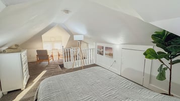 3 chambres, fer et planche à repasser, Wi-Fi gratuit, draps fournis