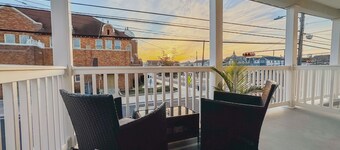 Wildwood Private ✳ 3BR 2BA APT ✳ 5 min walk to Beach & Boardwalk ★★★★★ Location!