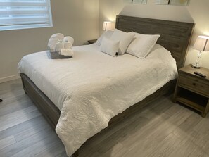 4 Schlafzimmer, Bügeleisen/Bügelbrett, kostenloses WLAN, Bettwäsche