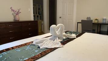 1 多间卧室、办公桌、熨斗/熨衣板、免费 WiFi