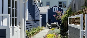 Cozy living, one block from Downtown Burlingame