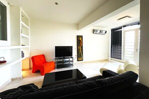 Living area - Seafront architectural villa in exclusive Aghios Emilianos. Incredible views! (Porto Heli)