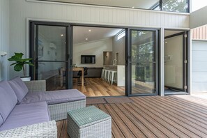 Interior - Forest Getaway - sits on the edge of the forest in the heart of Margaret River (Margaret River)