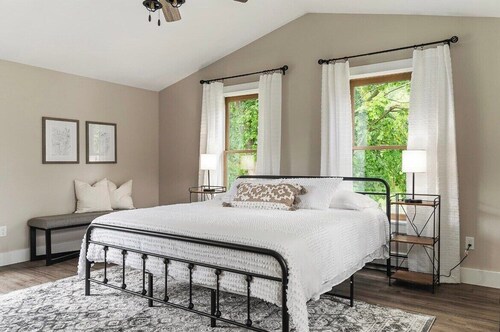 Charlevoix Escape: Ski, Hike, Beach & Chill