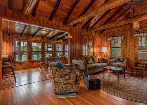 2 Immaculate Cabins on Little Saint Germain Lake!