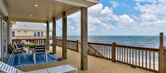 A dream gulf front beach house! - Off The Hook