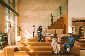Lobby sitting area - SHIRVAN Hotel City Yard Jeddah (Jeddah)