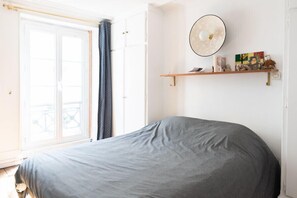 1 bedroom, iron/ironing board, WiFi, bed sheets - Splendid flat near the Marais (Paris)