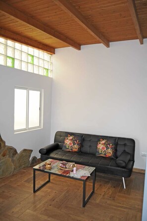 Smart TV - Guanche House (Cruce de Arinaga)