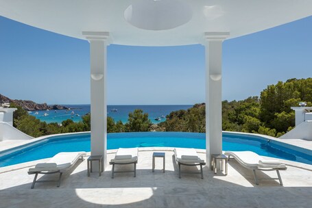 Beach House Ibiza - Image 24