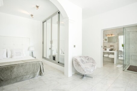 Beach House Ibiza - Image 12