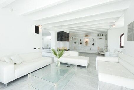 Beach House Ibiza - Image 4