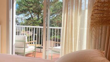 3 chambres, fer et planche Ă repasser, Wi-Fi gratuit, draps fournis