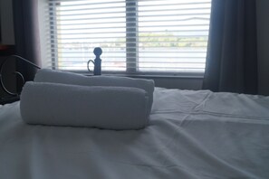 Superior Double Room, Ensuite, Marina View (R1) - The Narrows Guesthouse (Portaferry)