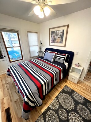 4 bedrooms, iron/ironing board, free WiFi, bed sheets