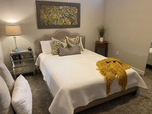 5 bedrooms, WiFi, bed sheets