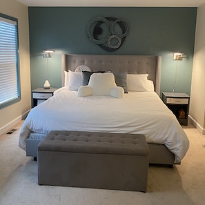 5 bedrooms, WiFi, bed sheets