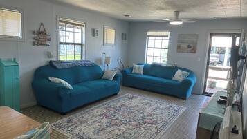 تلفزيون ذكي، مشغل دي في دي، كُتُب، مكتبة فيديو