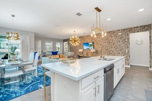 House (6 Bedrooms) | Interior - Solara 1870 #6s870 (Kissimmee)