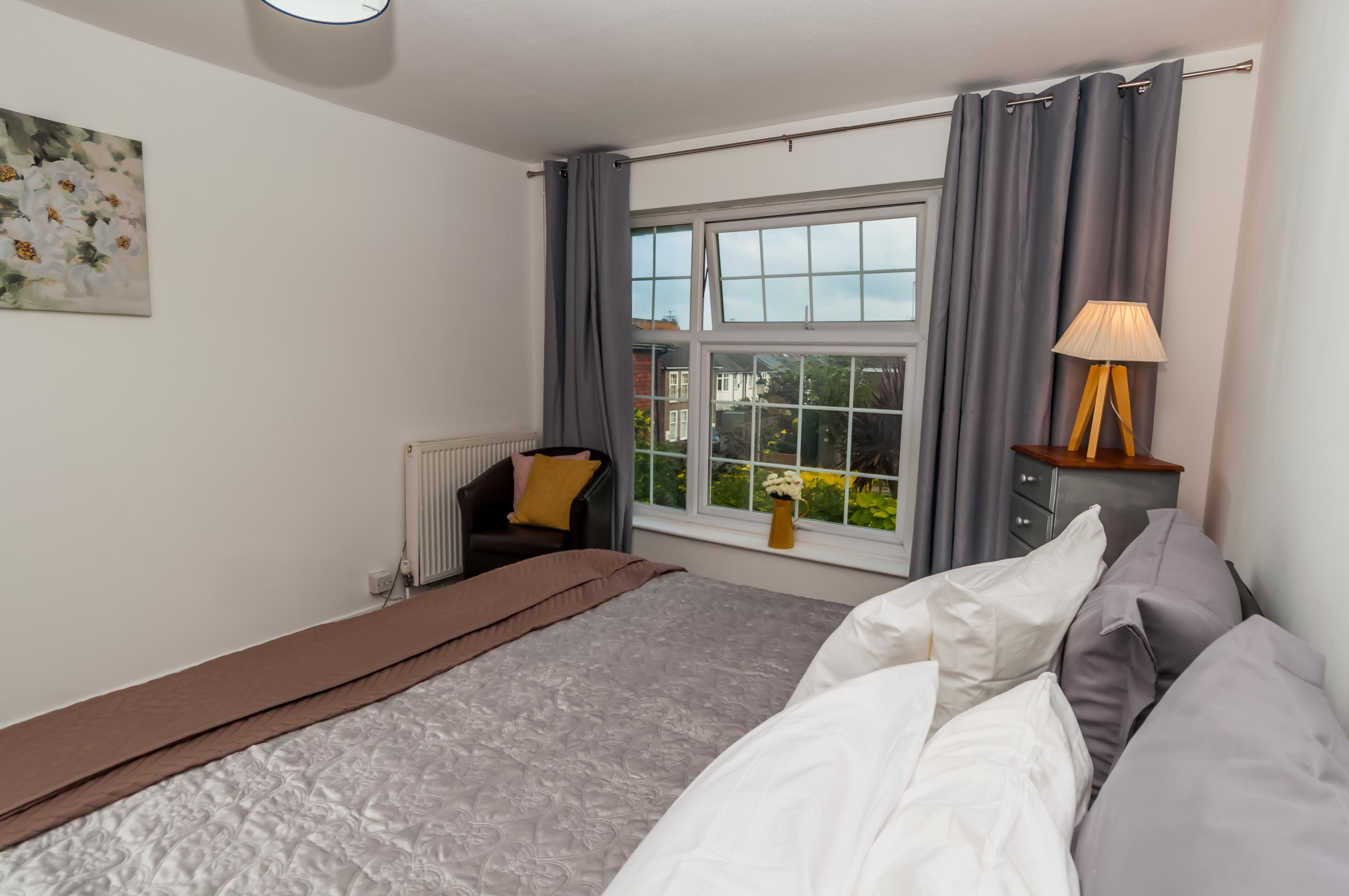 2 chambres, fer et planche à repasser, lit parapluie, Wi-Fi gratuit