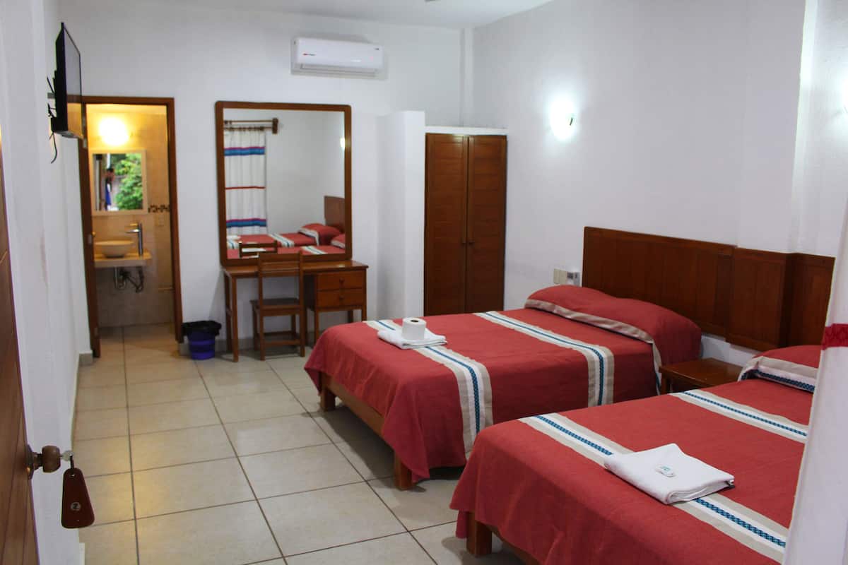Standard Room | Desk, free WiFi, bed sheets