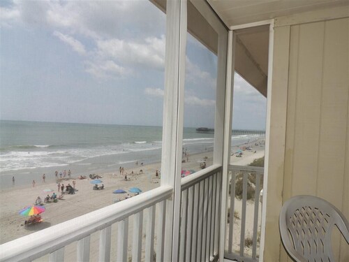 Beautiful Oceanfront 2 br,2 ba condo! Great view of ocean. 