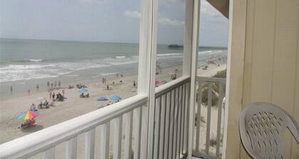 Beautiful Oceanfront 2 br,2 ba condo! Great view of ocean.