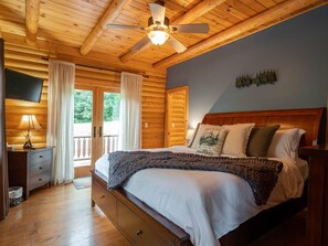 5 Schlafzimmer, Bügeleisen/Bügelbrett, WLAN, Bettwäsche