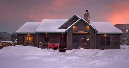 Brownie- Comfy Modern Ranch Home w/Hot Tub