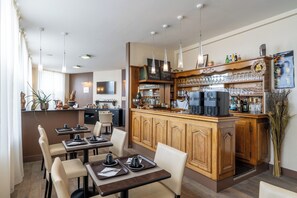 Buffet breakfast on weekends (EUR 14 per person)