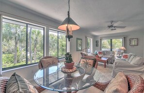 House (Treetops - Gulf Pines) | Living room