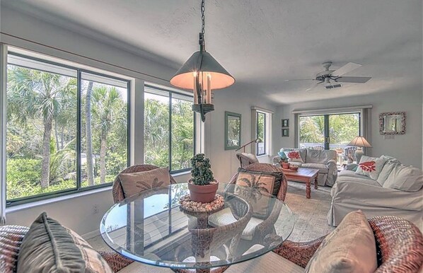 House (Treetops - Gulf Pines) | Living room