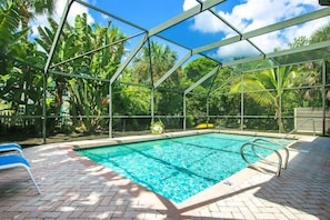 Casa (North Yachtsman) | Alberca | Alberca al aire libre y alberca climatizada