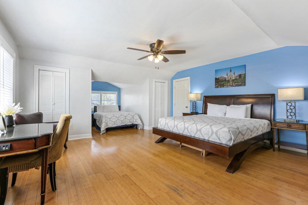 Iron/ironing board, WiFi (free), bed sheets