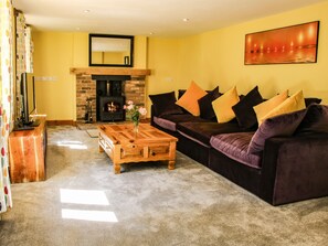 Cottage | Interior