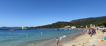 Cosy sea and nature house in Cavalière. Private terrace