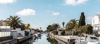 Lovely 4 bedroom Villa TILEA (Montgri) with heated pool, air-cond., TV+free wifi