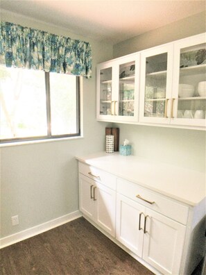 Interior - "Saintly" at Sea Palms 18th Green (St. Simons Island)