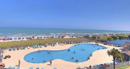 MARGIE’S OCEANFRONT DREAM PLACE with 55” TV