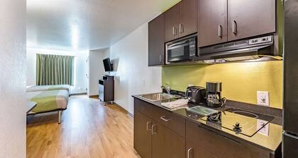 Studio 6 New Braunfels, TX