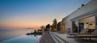 Luxury Villa Pharia Grande with Pool