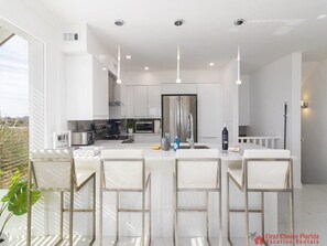 Fridge, microwave, oven, stovetop - Beautiful Remodeled Oceanfront Condo ~ Best Location and Spectacular Views! (Saint Augustine)