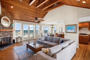 Smart TV, fireplace, books - Oceanfront Living | Swim Spa • Elevator • Relax (Ponte Vedra Beach)