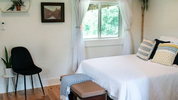 1 bedroom, in-room safe, travel crib, bed sheets