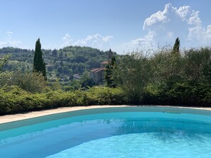 Outdoor pool - Casa San Rocco Piemonte - bjergtop - 360 udsigt - pool. (Montabone)