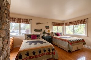 4 chambres, accès au Wi-Fi (inclus), literie fournie
